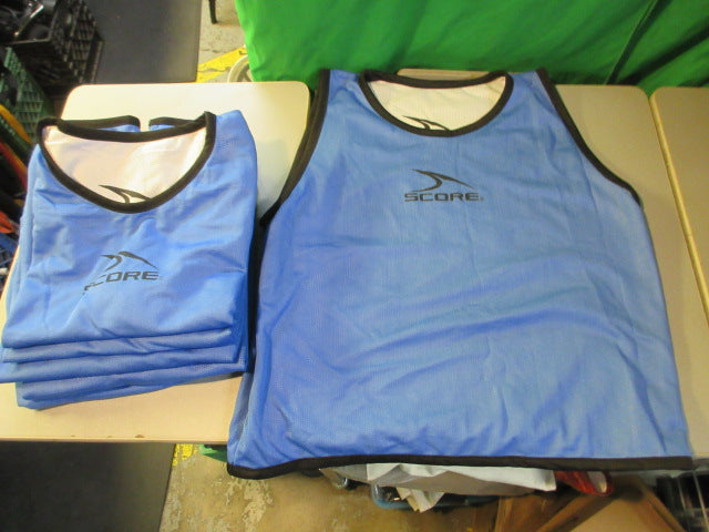 Load image into Gallery viewer, Used Score Reversible Pinnies White/Blue - Set of 6 (17&quot; From Neck to Waist)
