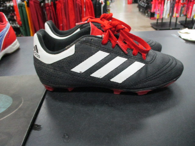 Load image into Gallery viewer, Used Adidas Size 2 Soccer Cleats
