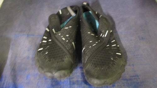 Used Merence Kids Size 31 Water Shoes Black