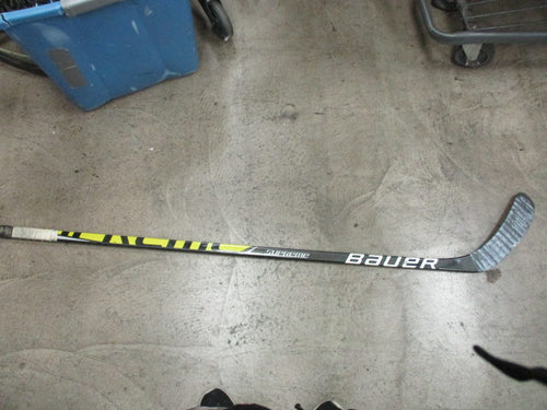 Used Bauer Superme 58'' Right Hand Hockey Stick