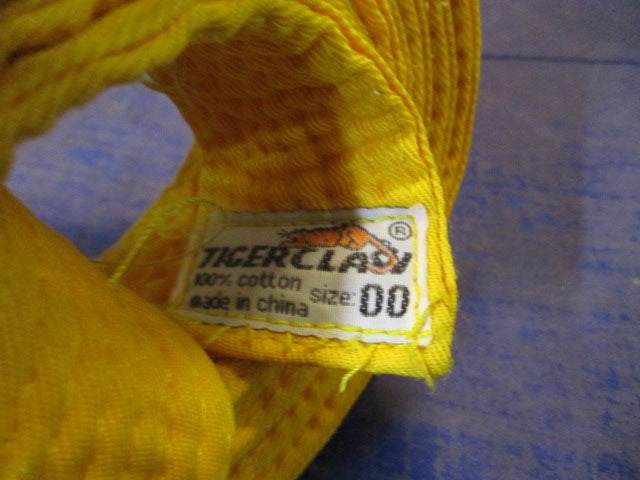 Load image into Gallery viewer, Used Tiger Claw Yellow Karate Belt Size 00
