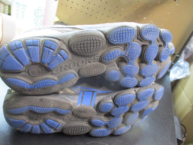 Load image into Gallery viewer, Used Brooks pure Connect Running Shoes Size 10
