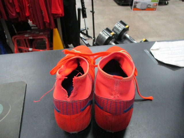 Load image into Gallery viewer, Used Nike Mercurial Soccer Cleats Size 6.5 (Left Heel Cut)
