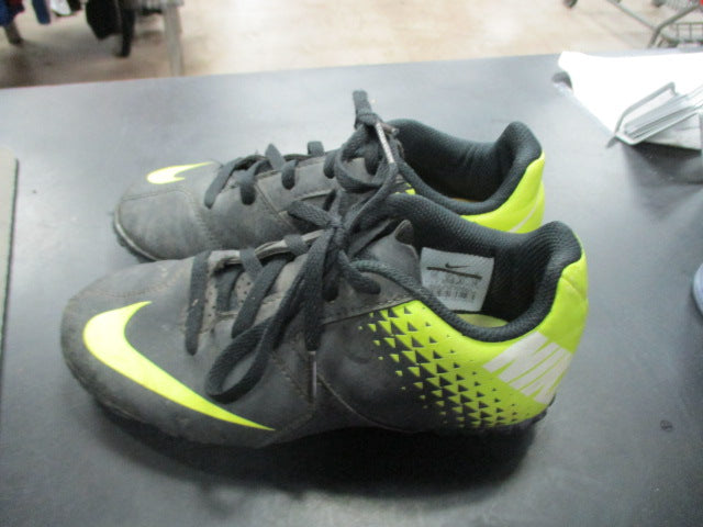 Load image into Gallery viewer, Used Nike Turf Soccer Cleats Size 13 C
