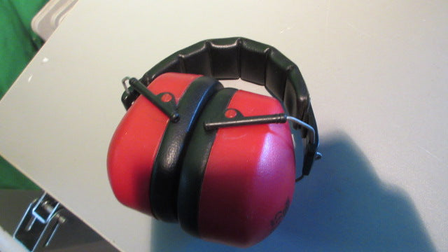 Load image into Gallery viewer, Used Western Safety Ear Muffs
