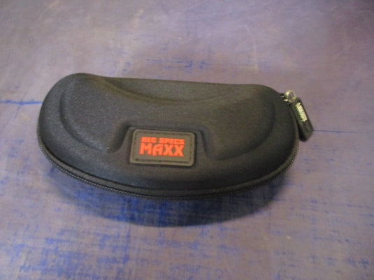 Used Rec Specs Maxx Eyeglass Case