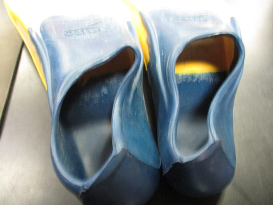 Used Speedo Fins Size Small 5