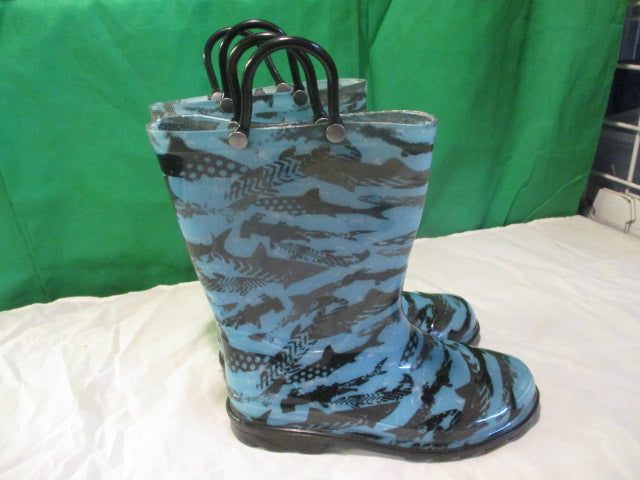 Load image into Gallery viewer, Used Member&#39;s Mark Rain Boots Size 13/1

