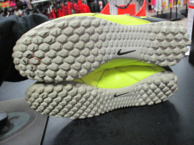 Load image into Gallery viewer, Used Nike Phantom Vision Size 8 Turf Soccer
