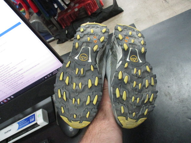 Load image into Gallery viewer, Used La Sportiva Hiking Shoes Size 8.5
