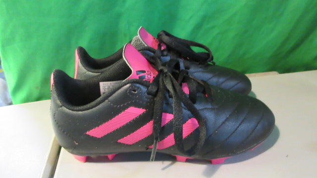 Load image into Gallery viewer, Used Adidas Soccer Cleats Size 1
