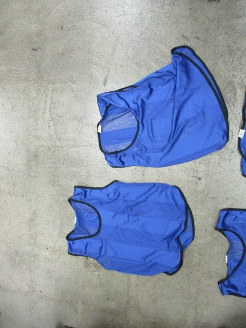 Load image into Gallery viewer, Used Nova Athletic Soccer Pinnie Size Small Set of 4
