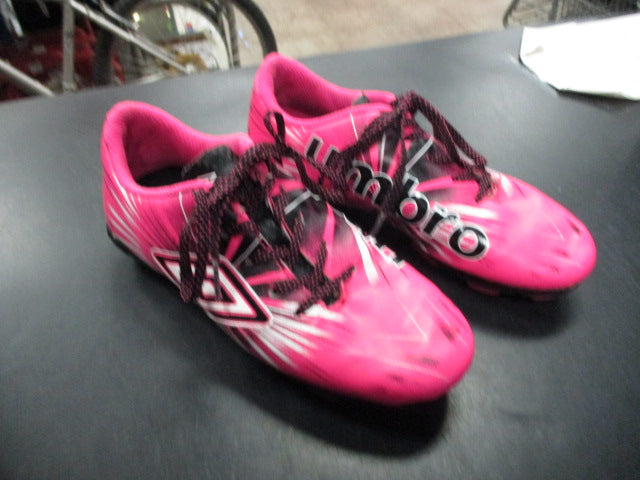 Load image into Gallery viewer, Used Umbro Girls Soccer Cleats Pink Size 1
