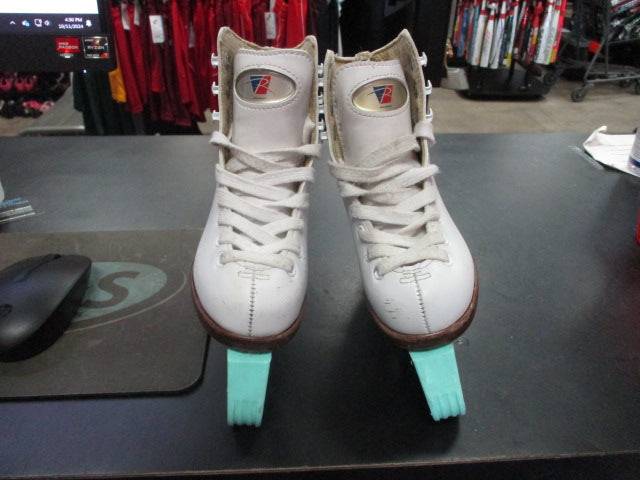 Load image into Gallery viewer, Used Riddell Figure Size 10J Skates With Blade Cover
