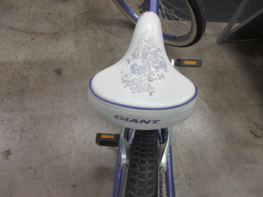 Used Giant Gloss 24" 7-Speed Cruiser