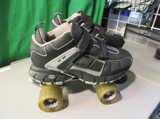 Used Sketchers Roller Skates Size 7