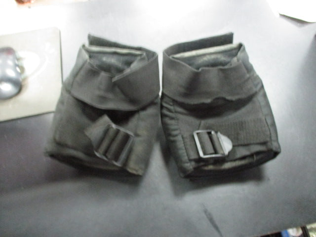 Load image into Gallery viewer, Used 187 Killer Pads Knee Pads Adult Size XS
