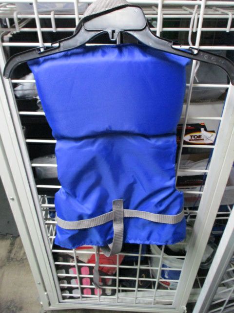 Load image into Gallery viewer, Used Stearns Near Shore Buoyant Life Vest / Lifejacket Size Infant
