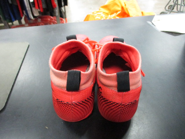 Load image into Gallery viewer, Used Nike Merc Soccer Cleats Size 2.5
