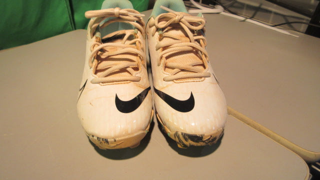 Load image into Gallery viewer, Used Nike Youth Hyperdiamond 4 Keystone 4.5Y Softball Cleats
