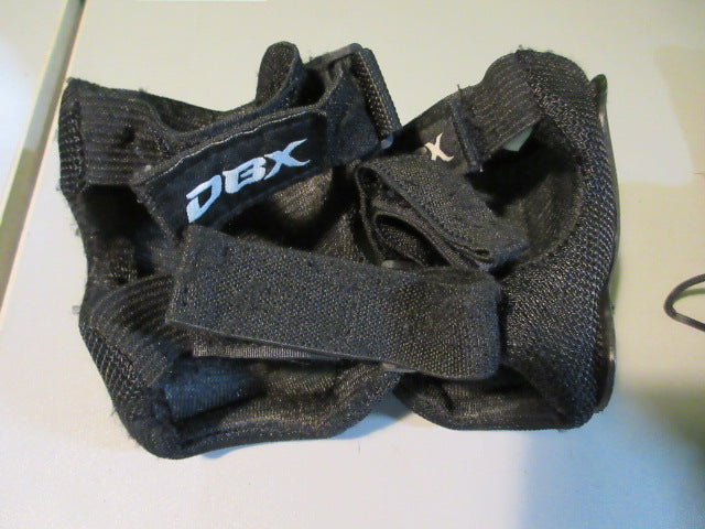 Load image into Gallery viewer, Used DBX Elbow Pads Size Kids Medium
