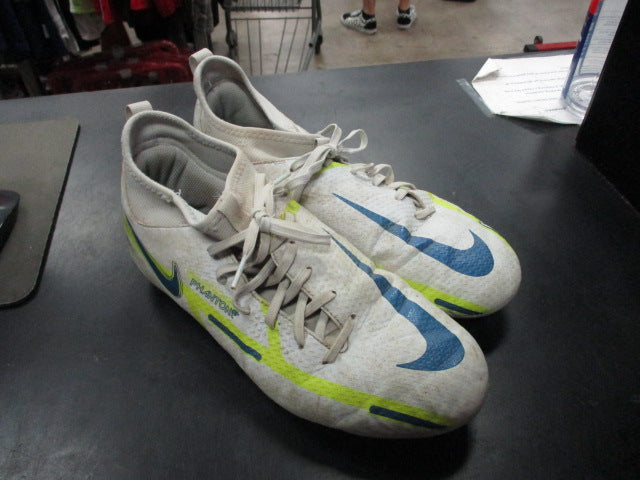 Load image into Gallery viewer, Used Nike Phantom GT Soccer Cleats Size 5 - Cleats Are Worn Down
