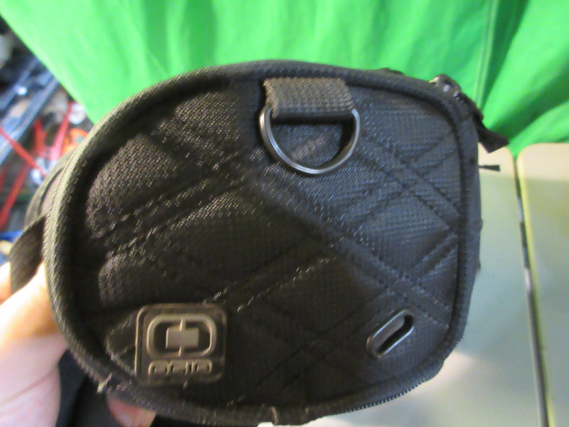 Load image into Gallery viewer, Used Ogio MX 450 Waist Tool Pack
