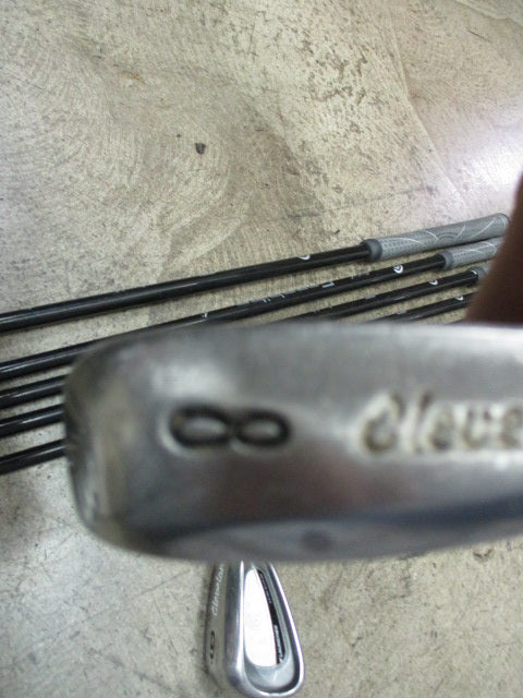 Load image into Gallery viewer, Used Cleveland Launcher Senior Iron Set 4-9, PW- RH
