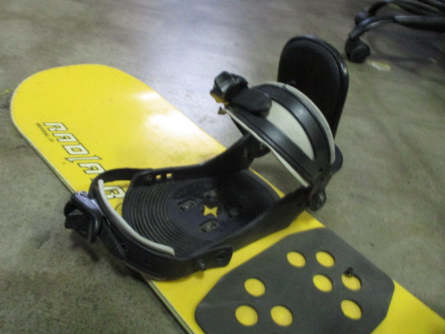 Load image into Gallery viewer, Used Rad 1 Air Individual 120cm Snowboard W/ Brine Bindings - AS IS
