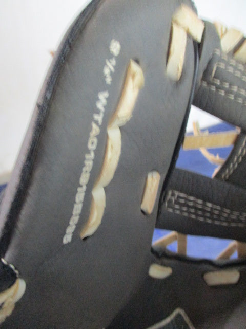 Used Wilson 9.5" T-Ball Glove - RHT