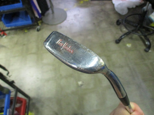 Used New Yorker 35.5" Putter