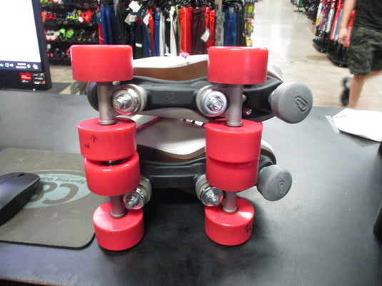 Used Riedell 111 Roller Skates Size 4