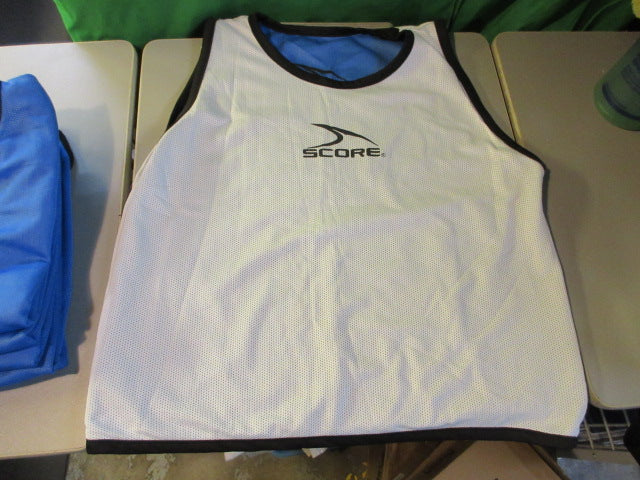 Load image into Gallery viewer, Used Score Reversible Pinnies White/Blue - Set of 6 (17&quot; From Neck to Waist)
