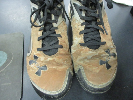 Used Under Armour Size 8 Baseball Cleats