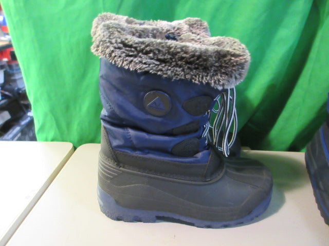 Load image into Gallery viewer, Used Nova Mountain Kids Snow Boots Size 1
