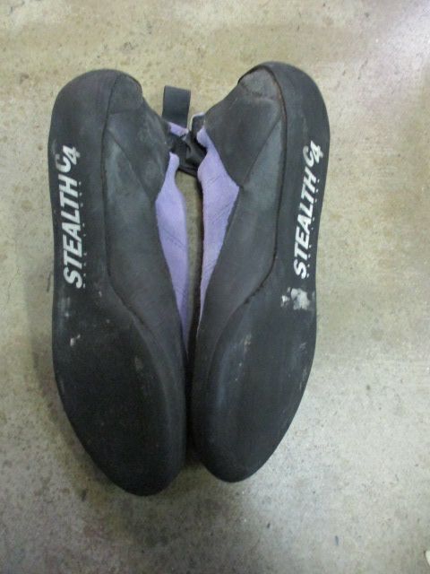 Used Five Ten Stealth C4 - Size 8 Climbing Shoes