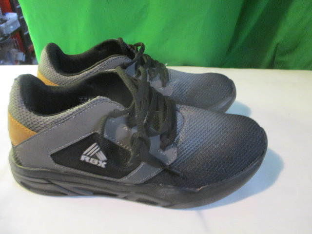 Load image into Gallery viewer, Used Reebok Running / Training Shoes Size 6
