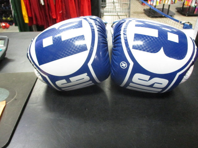 Load image into Gallery viewer, Used Ringside Apex FTG1 Size Small/Med Boxing Gloves
