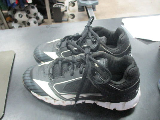 Used Reebok Cleats Size 1.5