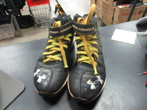 Used Under Armour Football Cleats Size 3.5