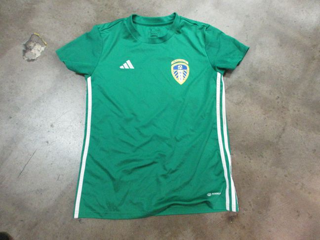 Load image into Gallery viewer, Used Adidas Madison Futbol Club Size Small
