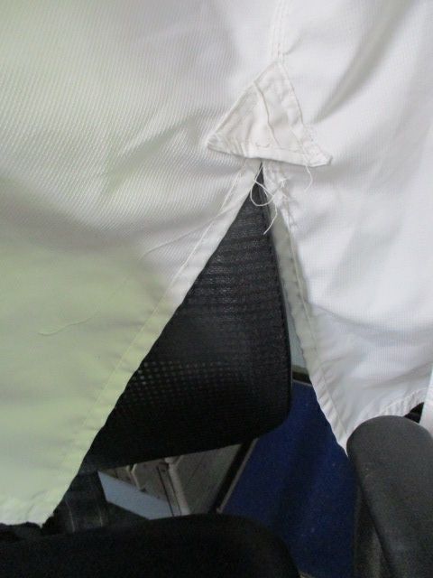 Load image into Gallery viewer, Used Venum Elite Kata White Karate Gi Jacket Size  4/170 - small sweat stains
