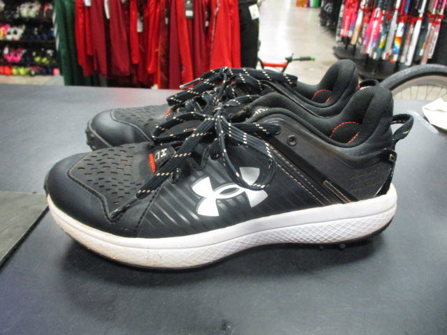 Load image into Gallery viewer, Used Under Armour UA Yard Turf Baseball Shoes Size Youth 4.5
