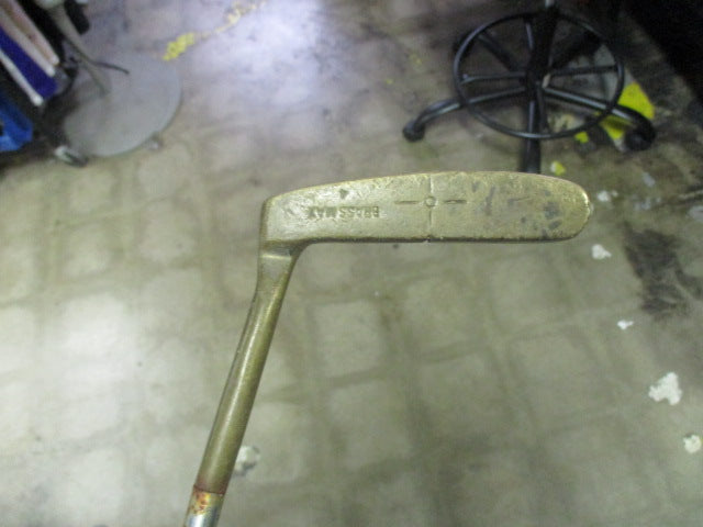 Load image into Gallery viewer, Used Dunlop BrassMax 35.5&quot; Putter - Needs New Grip
