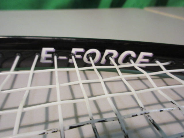 Load image into Gallery viewer, Used E-Force Predator Space Age Carbron Raquetball Raquet
