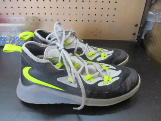 Used Nike Basketball Shoes Size 7