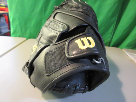 Used Wilson A2000 Softball 33" Pro Stock Catcher's Mitt