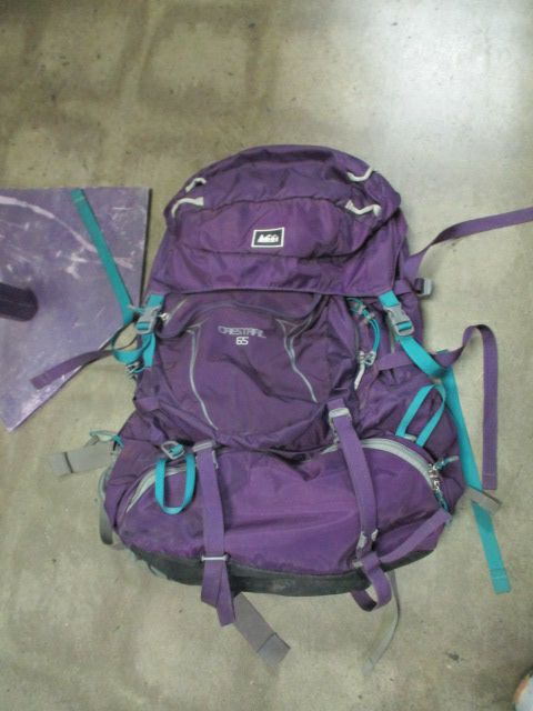 Load image into Gallery viewer, Used REI Crestrail 65 Backpack
