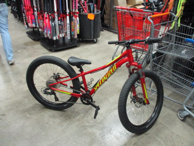 Load image into Gallery viewer, Used Specialized Rip rock 24&#39;&#39; 8-Speed Mountain Bike
