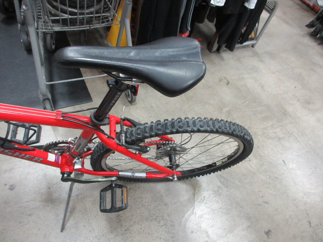 Load image into Gallery viewer, Used Gary Fisher Tassajara 26&quot; 27-Speed Mountain Bike
